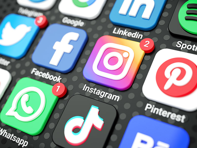 Tècniques i trucs per comunicar eficaçment a Instagram, Facebook i Twitter - Aula Virtual