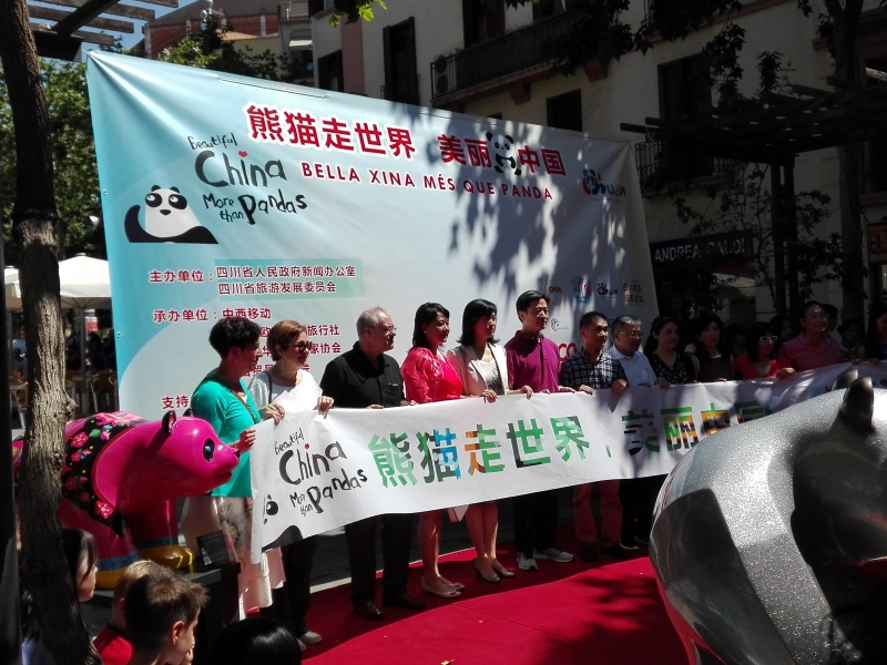 Flashmob panda (2)